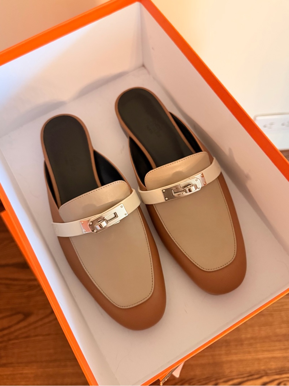 Hermes Beige, Cream & Brown Leather Backless Loafers